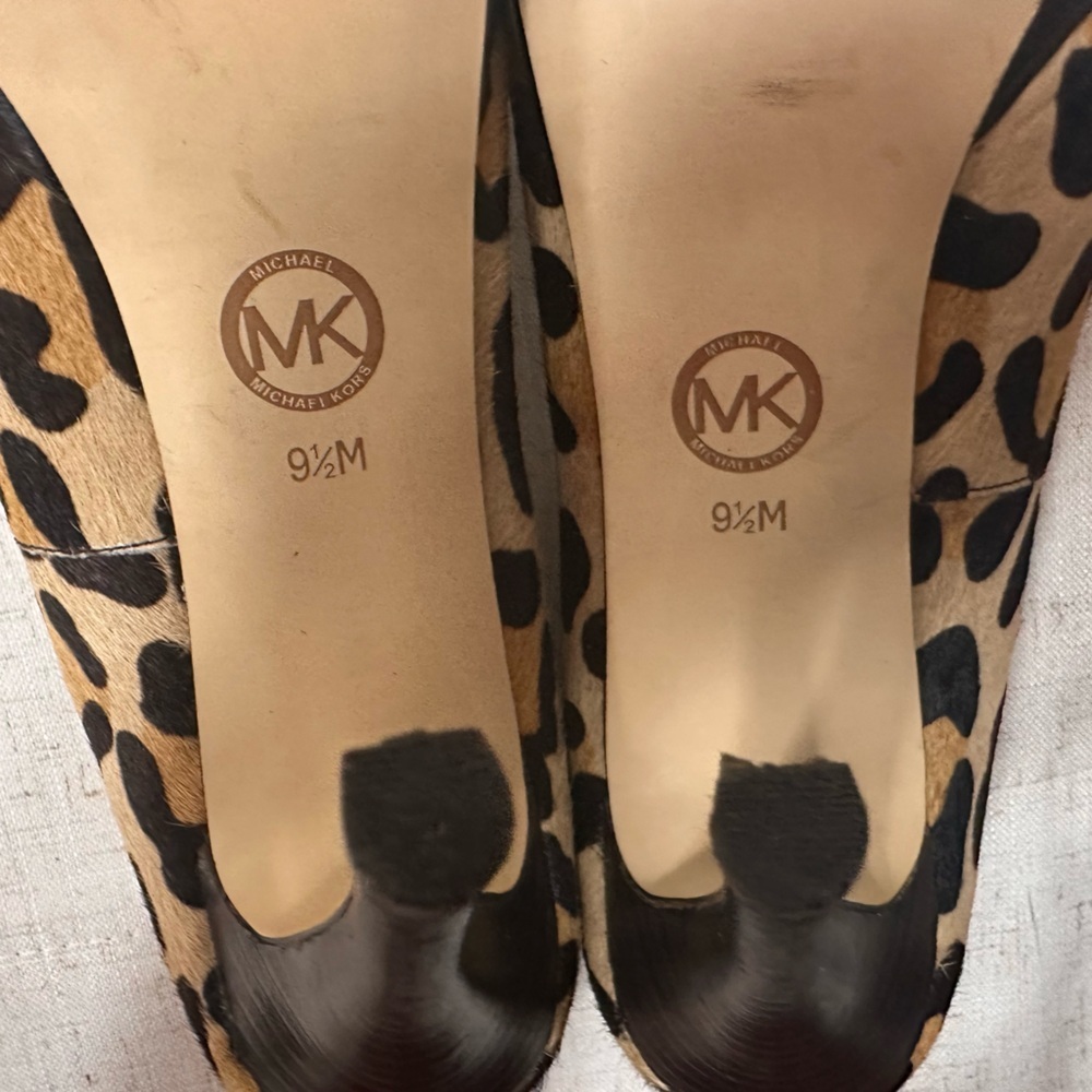 Michael Kors Animal Print Peep Toe Heels - Picture 9 of 14